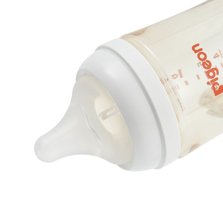 Pigeon 8oz PPSU Baby Bottle with Size M Nipple (3 Months+)