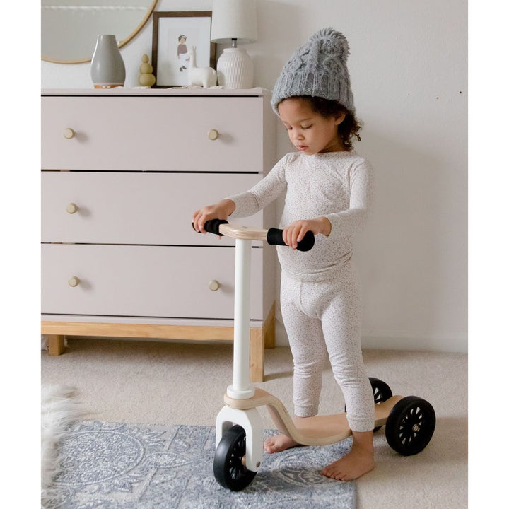 Kinderfeets Kindserscooter Toddler Scooter with LED Wheels - Cream