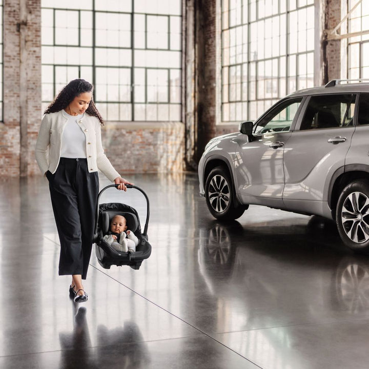 UPPAbaby Aria V2 Infant Car Seat