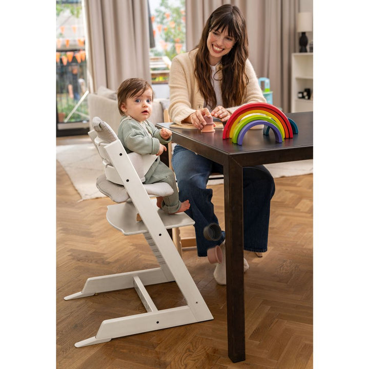 Stokke Tripp Trapp High Chair2 and Anthracite Cushion with Newborn Set and Table Tray