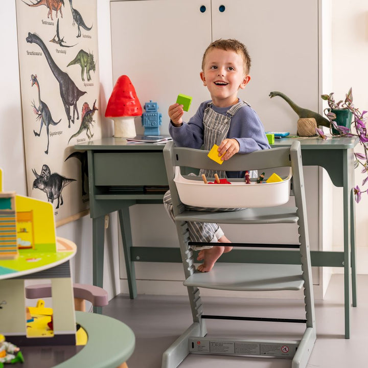 Stokke Tripp Trapp High Chair2 and Anthracite Cushion with Newborn Set and Table Tray