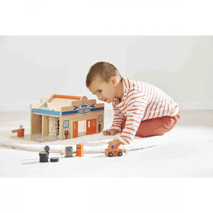 Janod Cross Roads Garage Wooden Playset