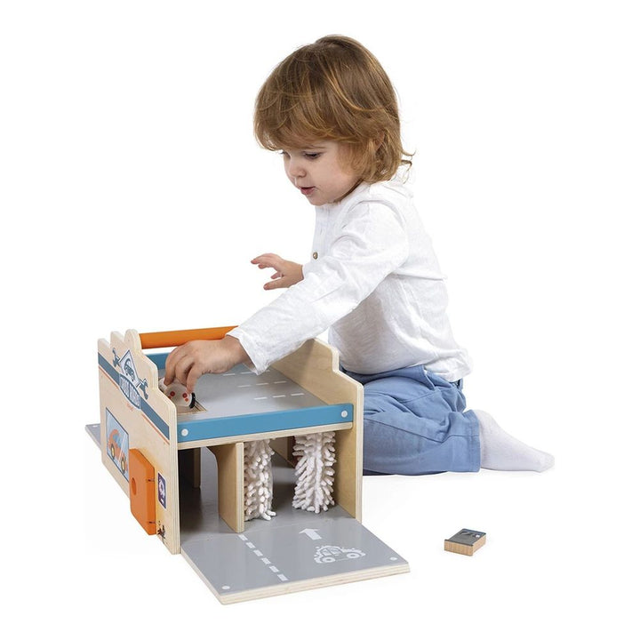 Janod Cross Roads Garage Wooden Playset