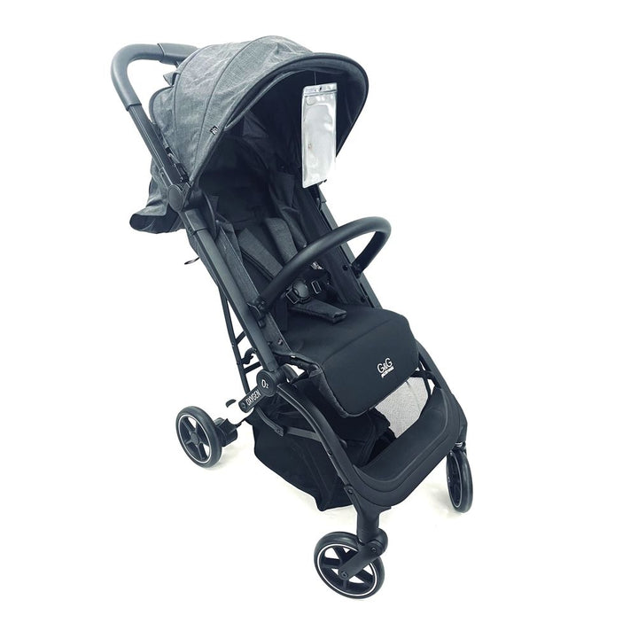Guzzie + Guss Oxygen V2 Compact Stroller - Raven (101279) (Floor Model)