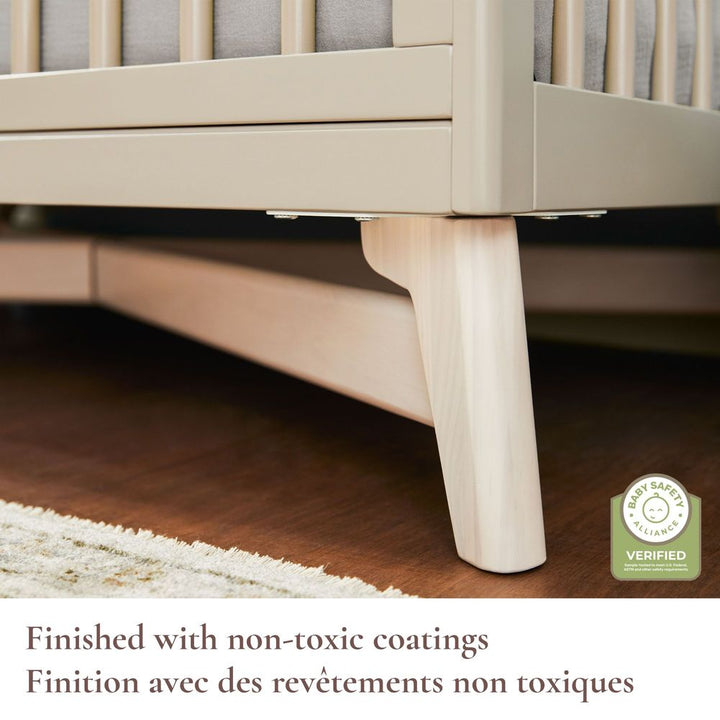 Little Seeds Pala 4-in-1 Convertible Crib
