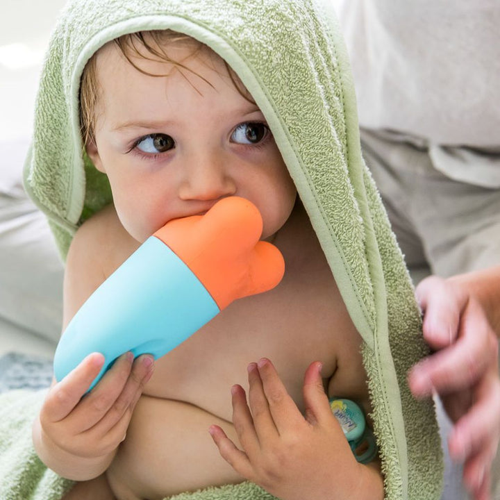 Quut Squeezi Squirt Bath Toy - Rocket
