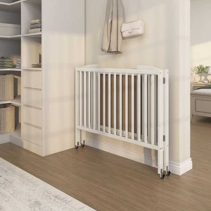 Evolur Folding Full-Size Crib - White