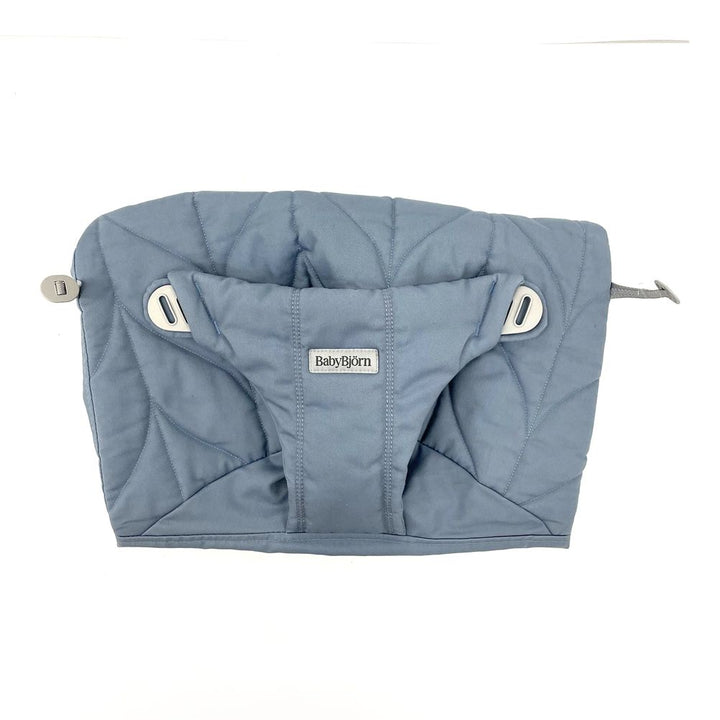 BabyBjorn Bouncer Bliss in Woven Fabric - Petal Quilt, Blue on Light Gray Frame (Open Box)