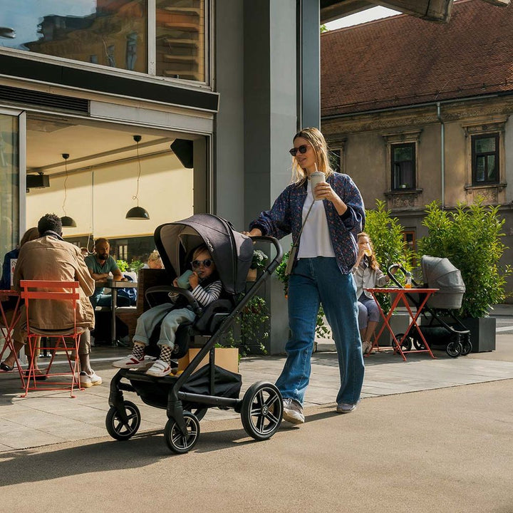 NUNA MIXX Next BMW Collection and PIPA Urbn Travel System