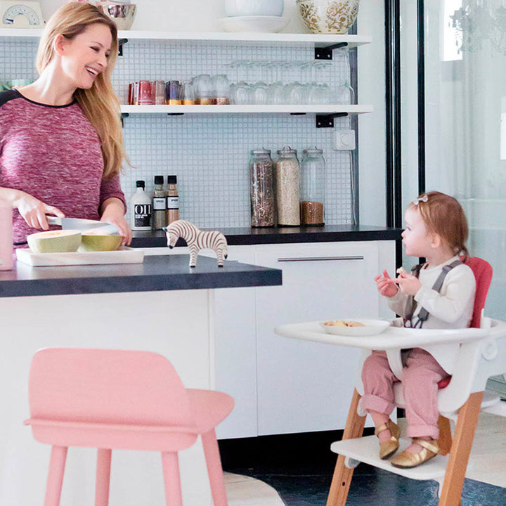 stokke stehstuhl Stokke Steps High Chair Complete with Baby Set, Cushion, and Tray – Dear-Born Baby