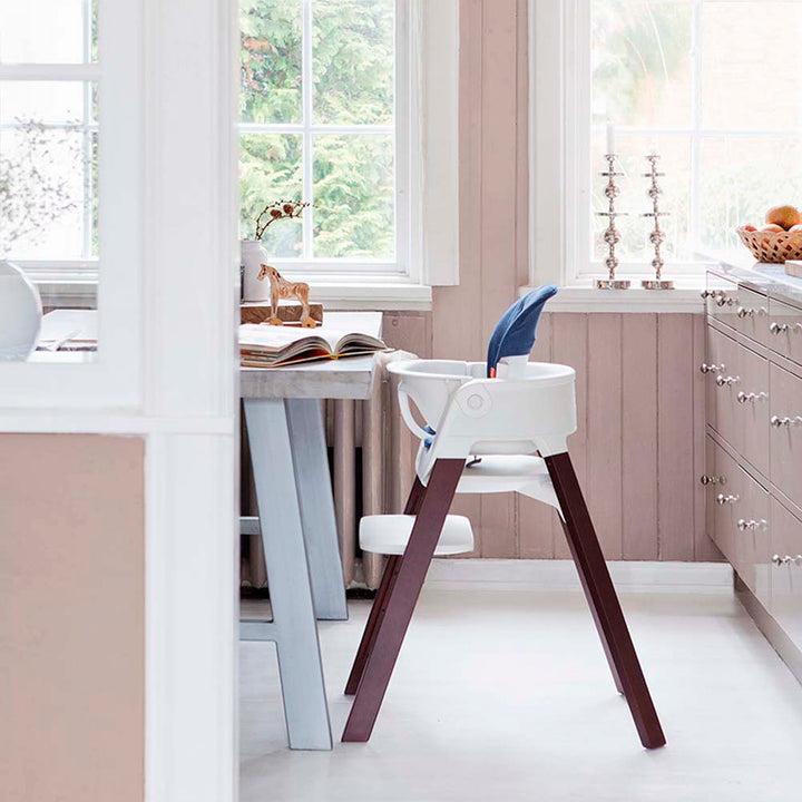 stokke stehstuhl Stokke Steps High Chair Complete with Baby Set, Cushion, and Tray – Dear-Born Baby
