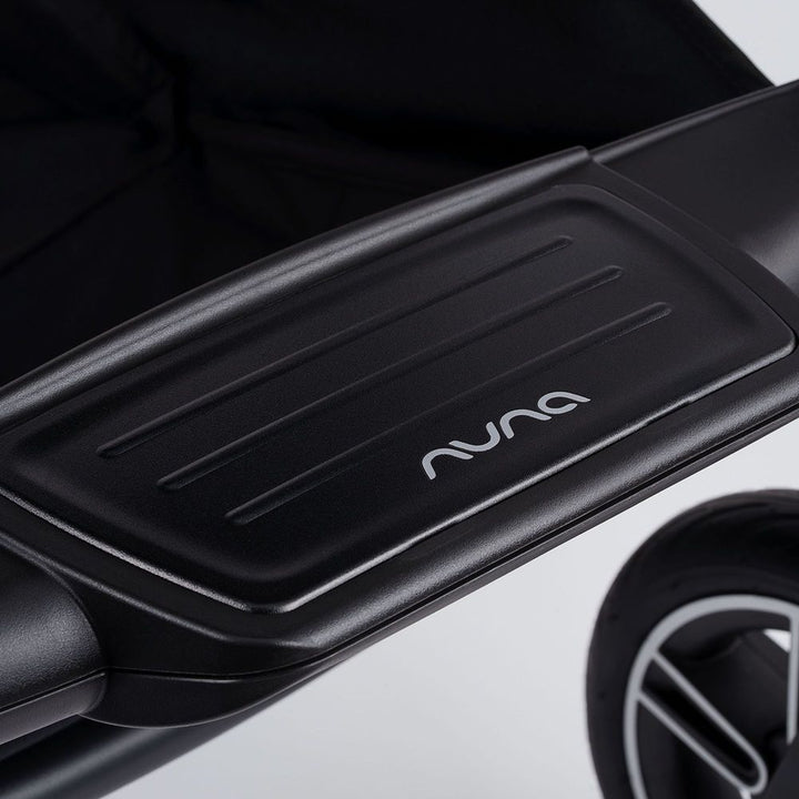 NUNA MIXX Next and PIPA Urbn Travel System
