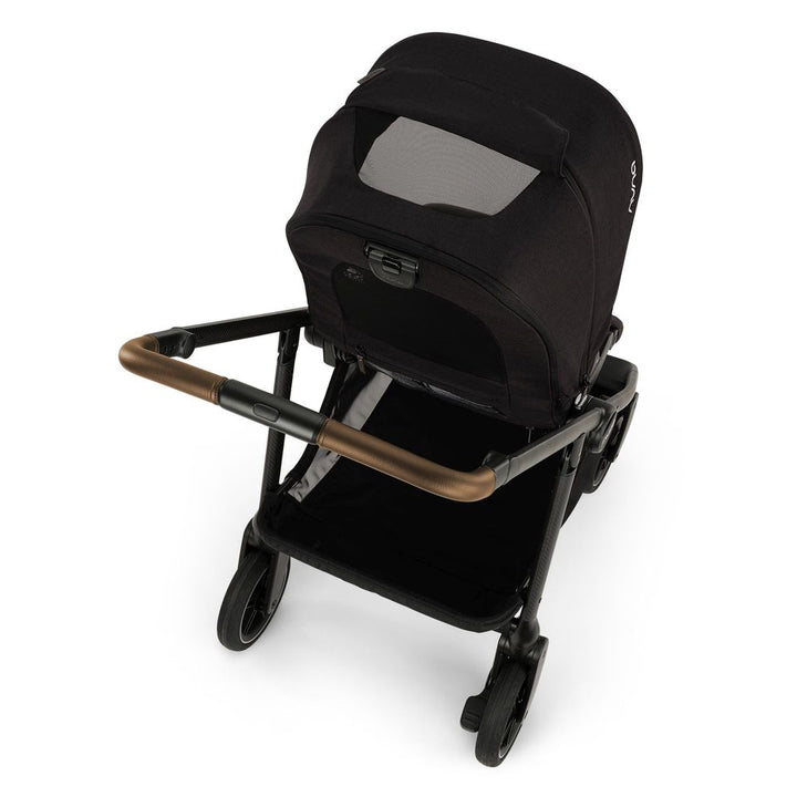 NUNA Swiv Stroller - Caviar