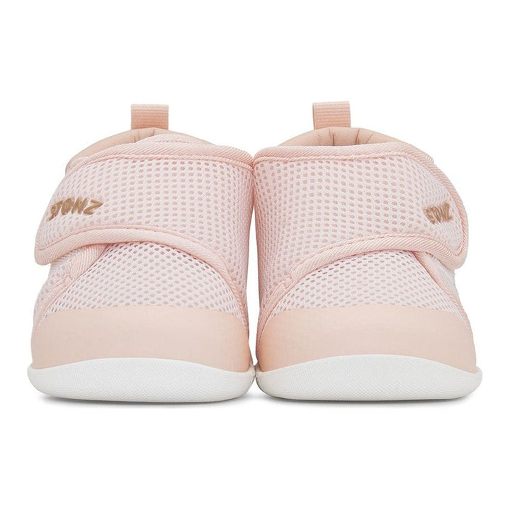 Stonz Cruiser Walking Shoes