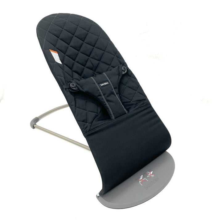 BabyBjorn Bouncer Bliss in Woven Fabric - Classic Quilt, Black on Dark Grey Frame (96645) (Open Box)