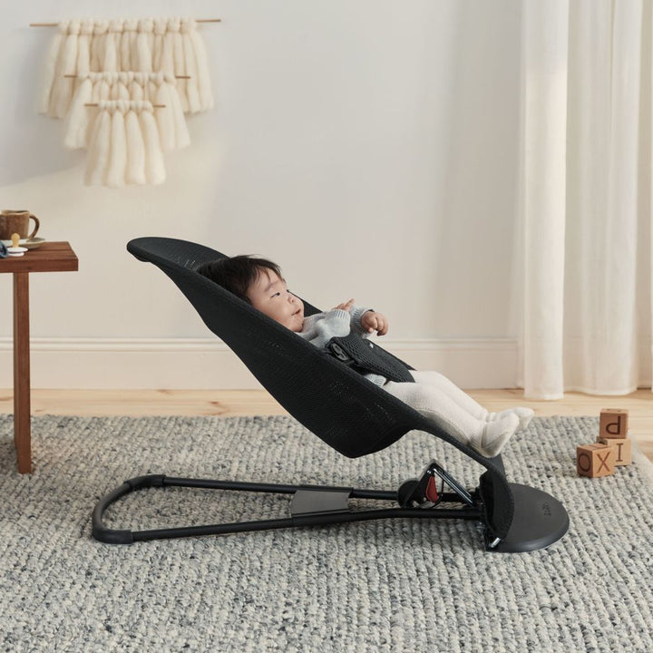 BabyBjorn Bouncer Bliss & Mini Carrier Bundle - Anthracite Landscape/Black Mesh