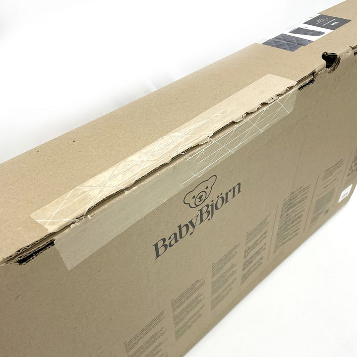 BabyBjorn Bouncer Bliss in Woven Fabric - Classic Quilt, Black on Dark Grey Frame (97134) (Open Box)