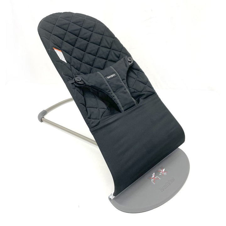 BabyBjorn Bouncer Bliss in Woven Fabric - Classic Quilt, Black on Dark Grey Frame (97134) (Open Box)