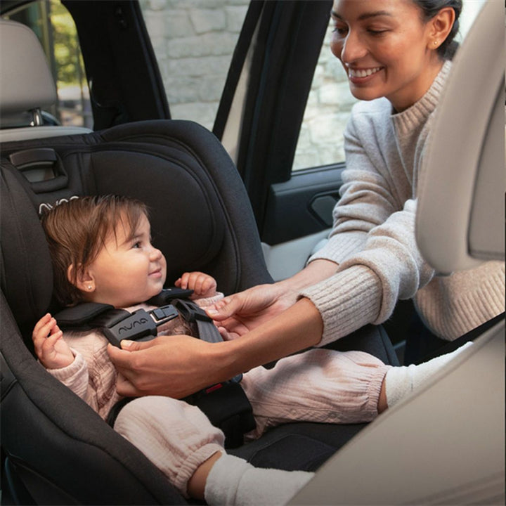 NUNA RAVA Convertible Car Seat