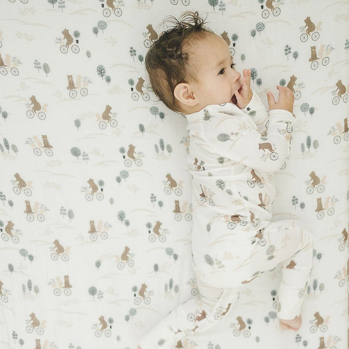 Loulou Lollipop Muslin Crib Sheet - Bears on Bikes