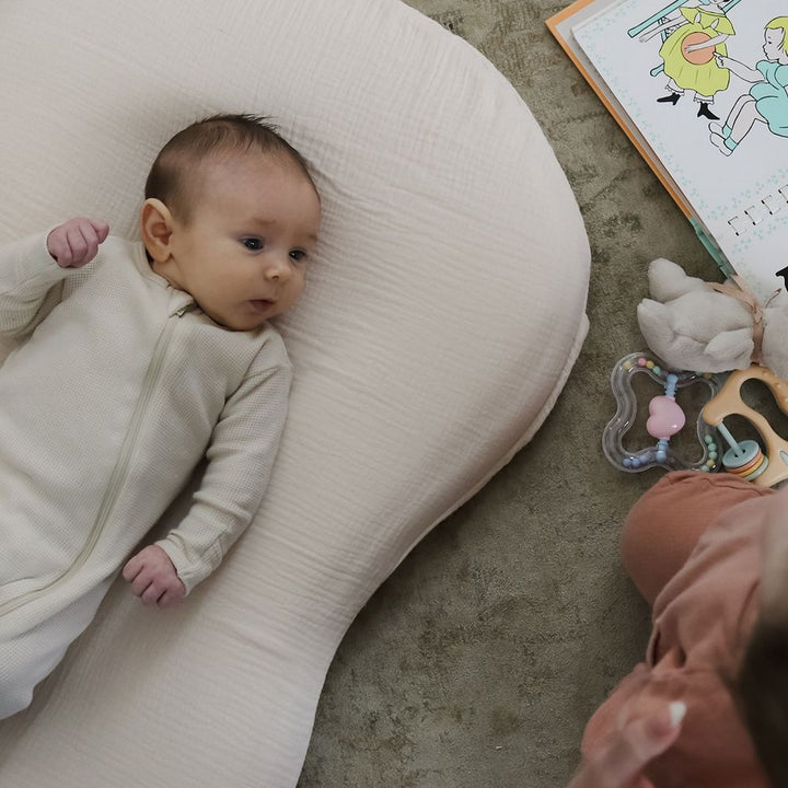 Snuggle Me Organic Curve Infant Lounger