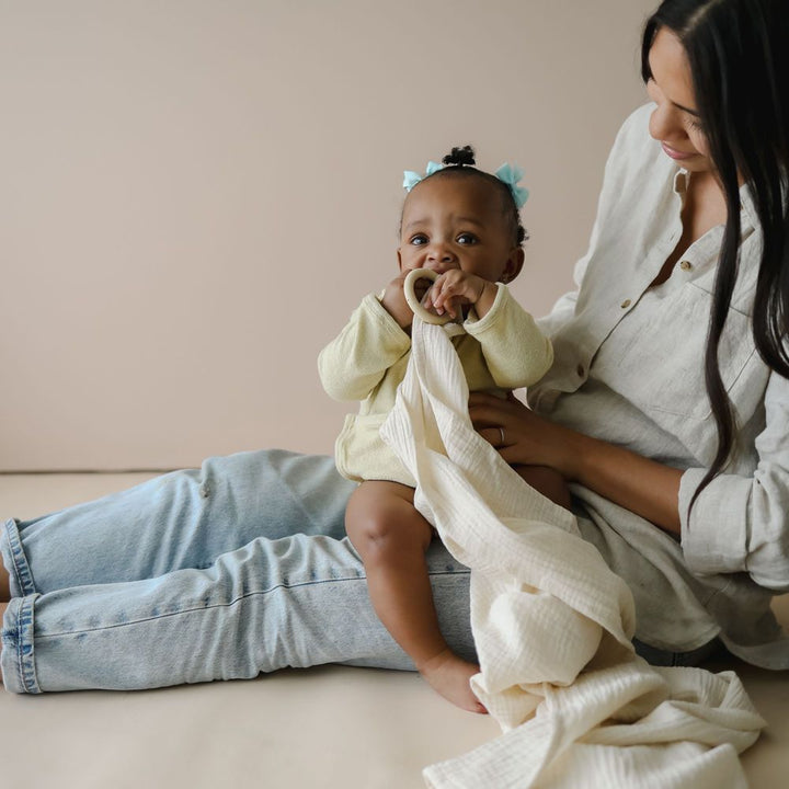 Snuggle Me Organic Nursing Cover