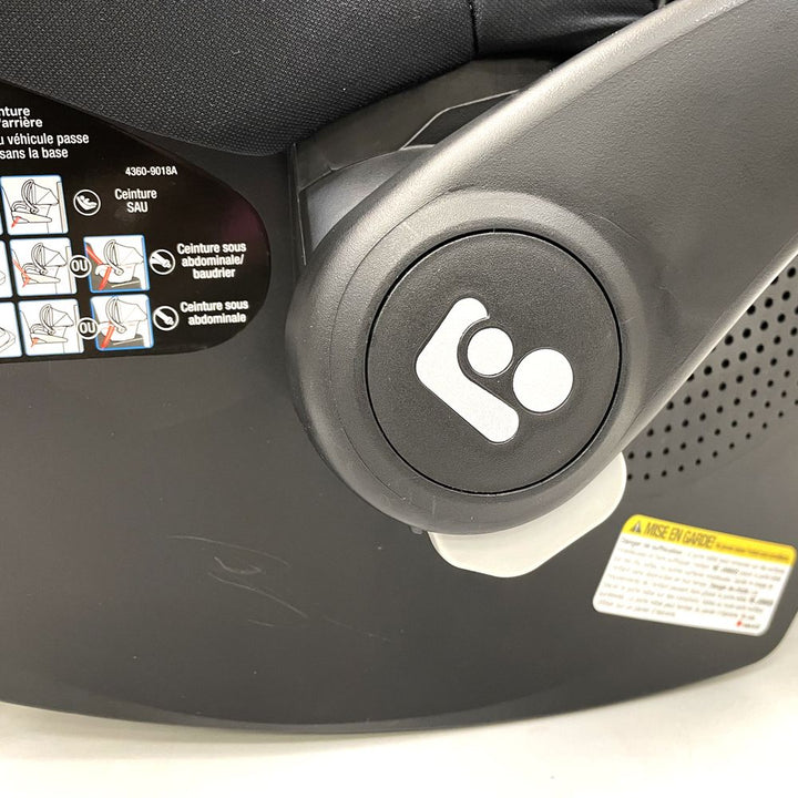 Maxi Cosi Mico Luxe+ Car Seat - Twillic Black (99192) (Open Box)