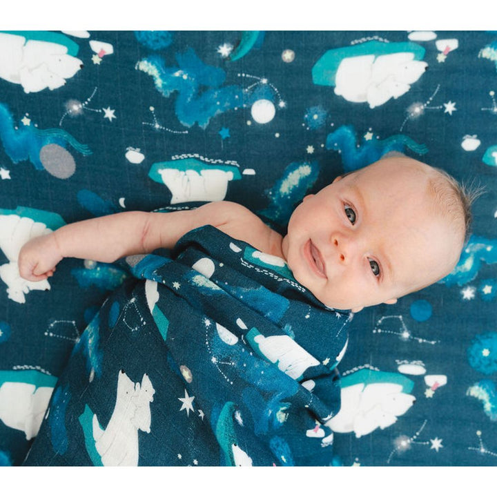 Loulou Lollipop Muslin Crib Sheet - Stargazing Bear