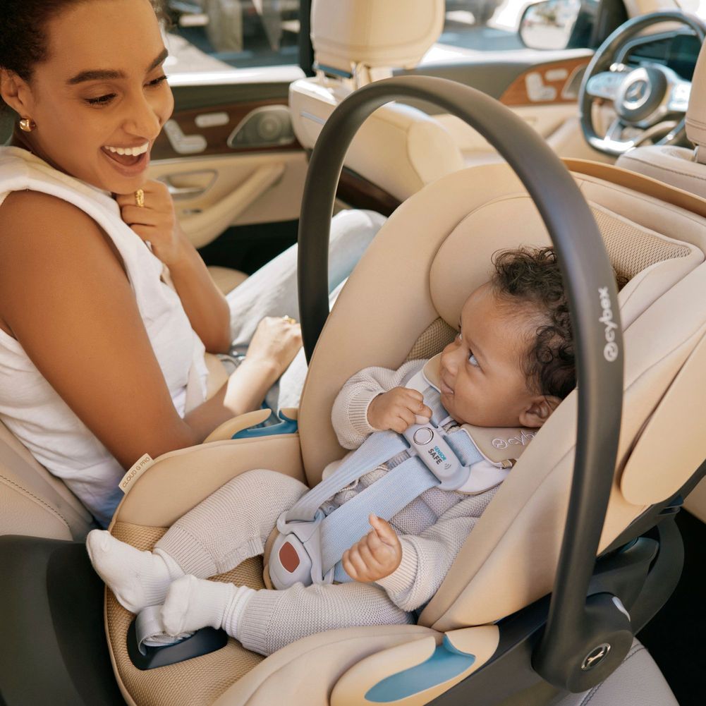 cybex cloud gsensorsafe CYBEX Cloud G Pro Infant Car Seat with SensorSafe – Dear-Born Baby